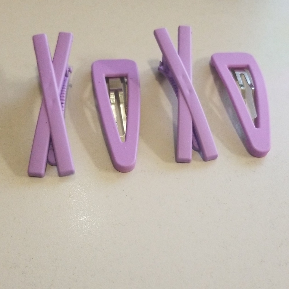 🎉SALE 3 SETS FOR $15 🎉 Hair clips